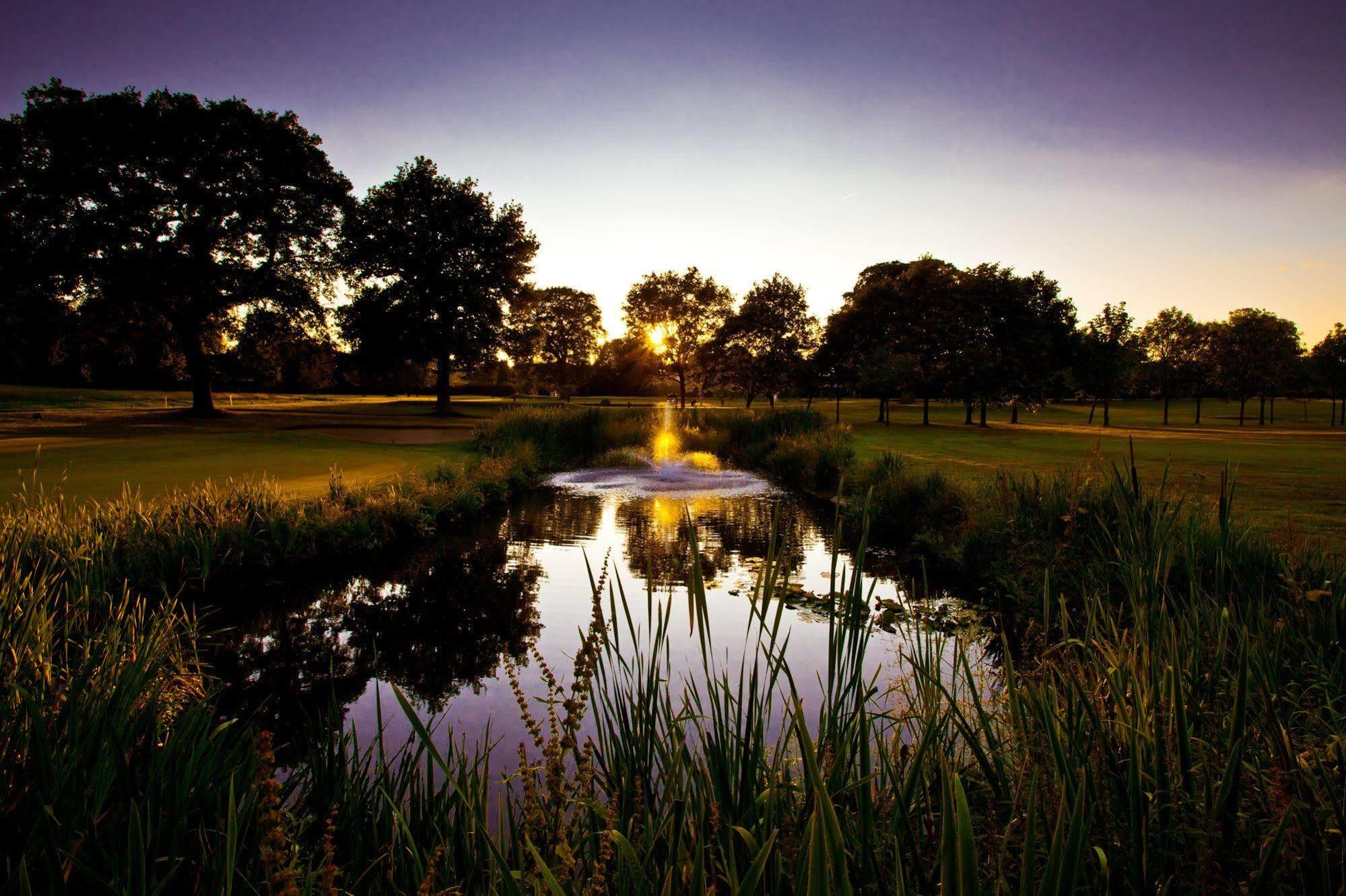 The Mere Golf Resort & Spa Eksteriør billede